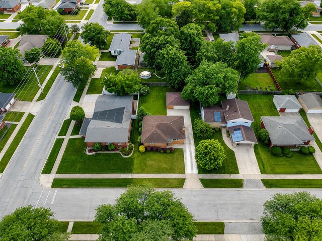 8040 Jefferson Avenue, Munster, IN 46321