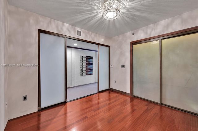 1830 S Ocean Dr 2705, Hallandale Beach, FL 33009