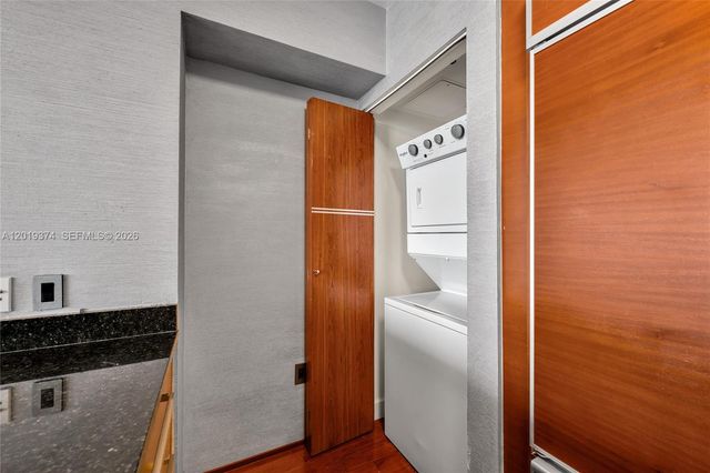 1830 S Ocean Dr 2705, Hallandale Beach, FL 33009
