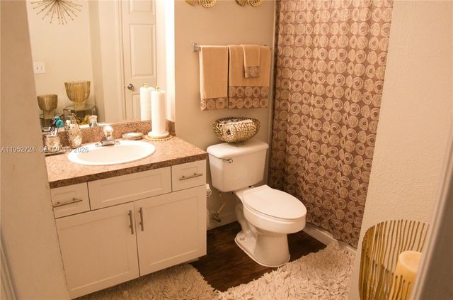 215 SW 117th Ter 14304, Pembroke Pines, FL 33025