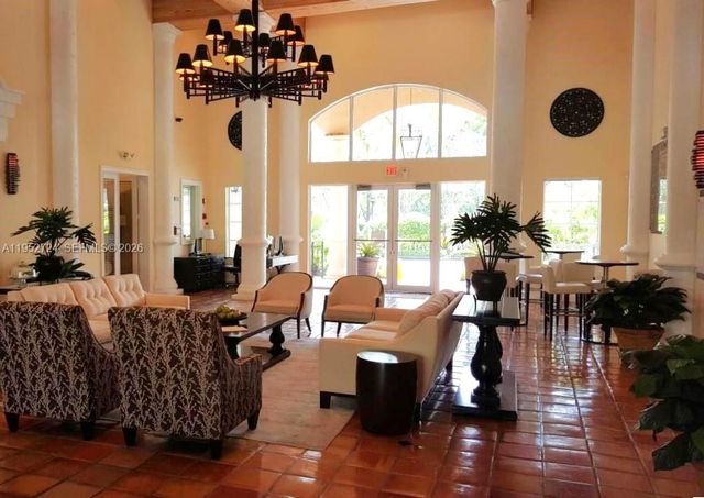 215 SW 117th Ter 14304, Pembroke Pines, FL 33025