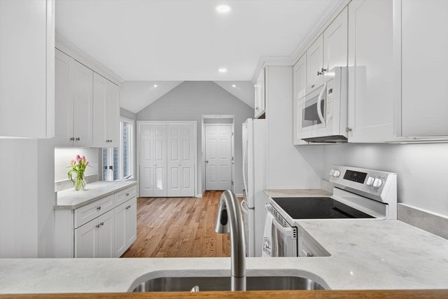 16 West Woods 16, Yarmouth, MA 02675