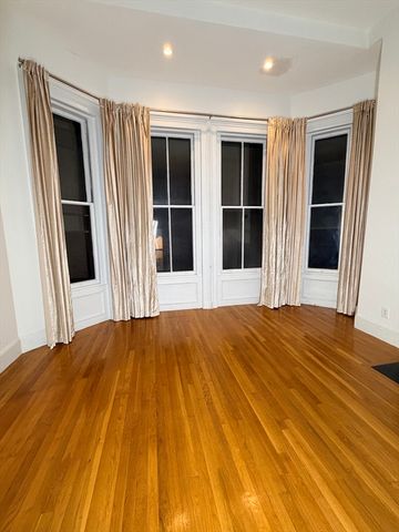328 Dartmouth St 8, Boston, MA 02116