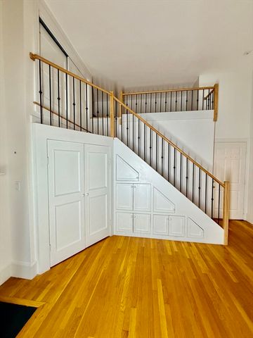 328 Dartmouth St 8, Boston, MA 02116