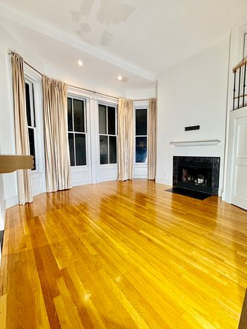 328 Dartmouth St 8, Boston, MA 02116