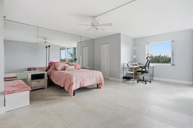 3910 Inverrary Boulevard 708-B, Lauderhill, FL 33319