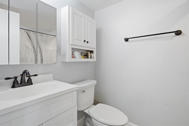 3910 Inverrary Boulevard 708-B, Lauderhill, FL 33319