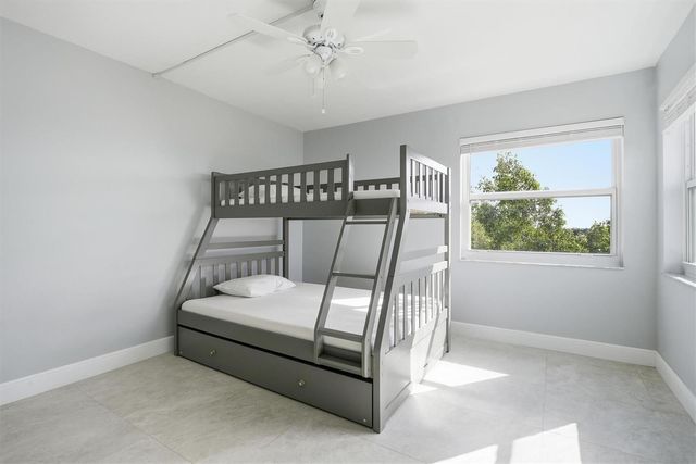 3910 Inverrary Boulevard 708-B, Lauderhill, FL 33319