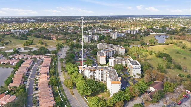 3910 Inverrary Boulevard 708-B, Lauderhill, FL 33319