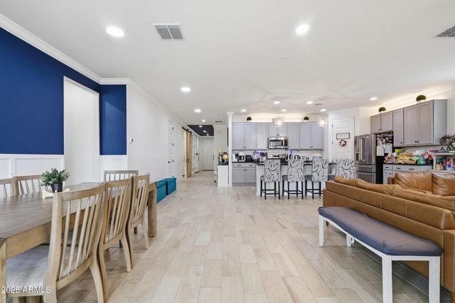 3340 W CARTER Road, Phoenix, AZ 85041