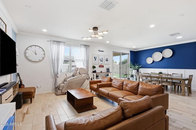 3340 W CARTER Road, Phoenix, AZ 85041