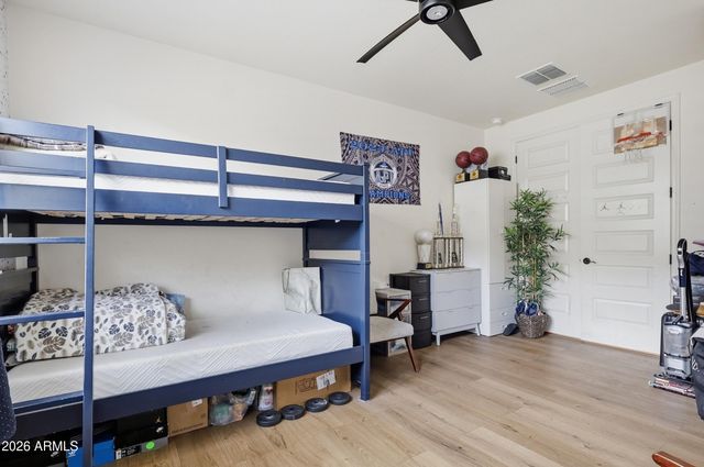 3340 W CARTER Road, Phoenix, AZ 85041