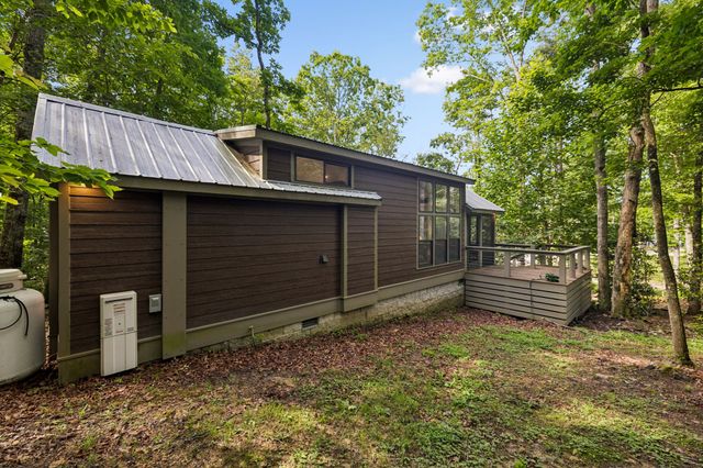 72 Crawfish Ct, Tracy City, TN 37387