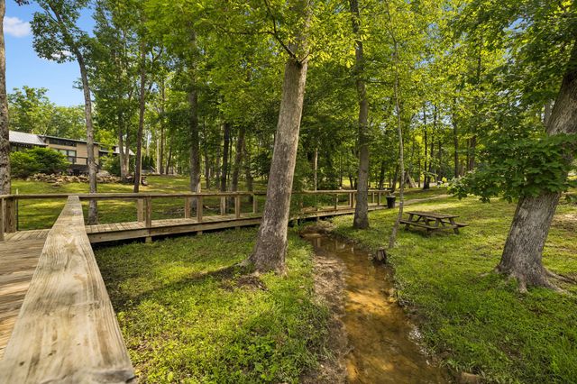 72 Crawfish Ct, Tracy City, TN 37387