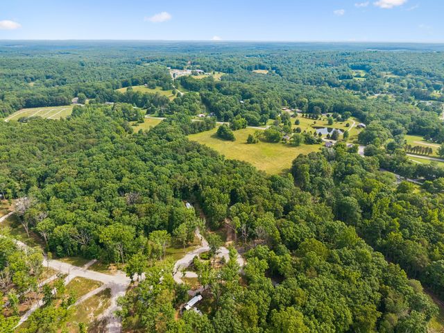 72 Crawfish Ct, Tracy City, TN 37387