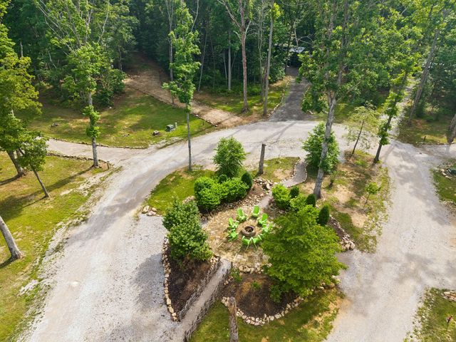 72 Crawfish Ct, Tracy City, TN 37387