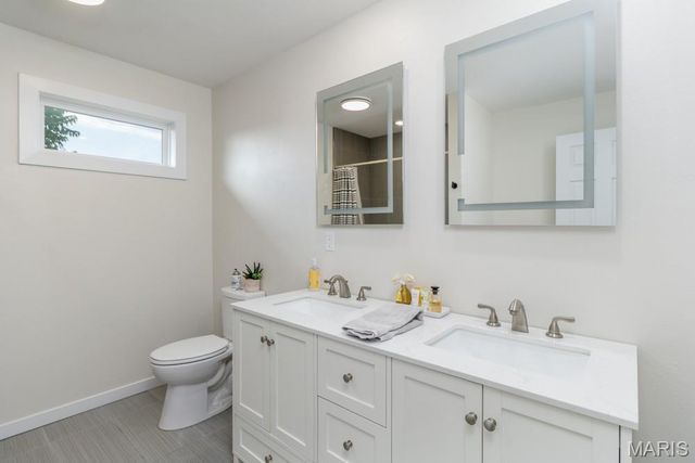 20250 Simmons Road, Waynesville, MO 65583