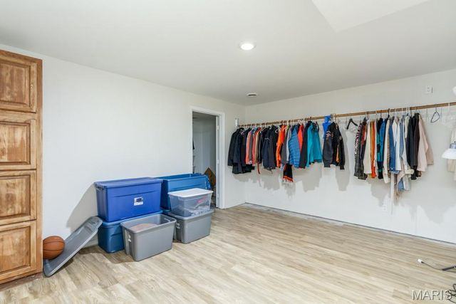 20250 Simmons Road, Waynesville, MO 65583