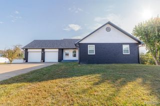 20250 Simmons Road, Waynesville, MO 65583