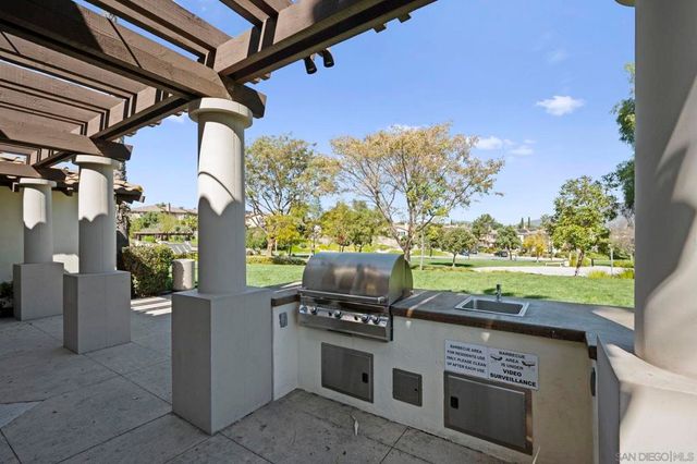 1563 Quiet Trail Dr, Chula Vista, CA 91915