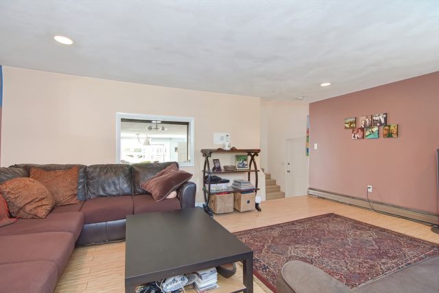 15 Bower S Bower, Malden, MA 02148