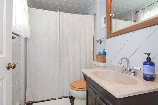 15 Bower S Bower, Malden, MA 02148