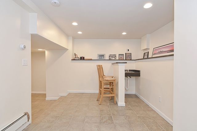 15 Bower S Bower, Malden, MA 02148