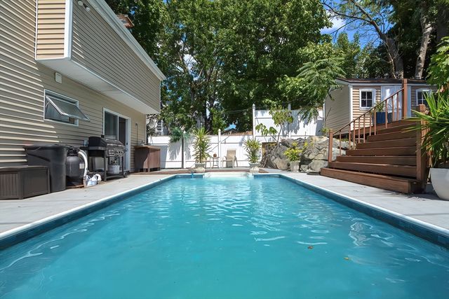 15 Bower S Bower, Malden, MA 02148