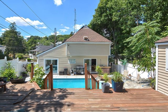 15 Bower S Bower, Malden, MA 02148
