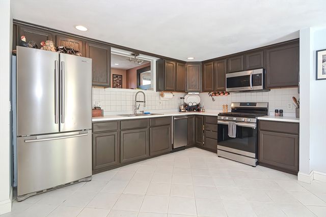 15 Bower S Bower, Malden, MA 02148