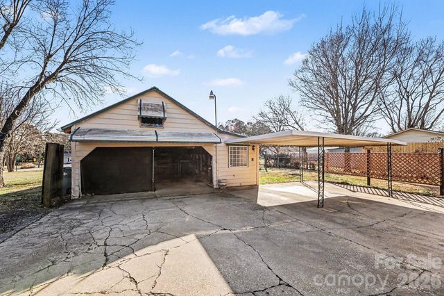 301 Gold Hill Drive, Salisbury, NC 28146