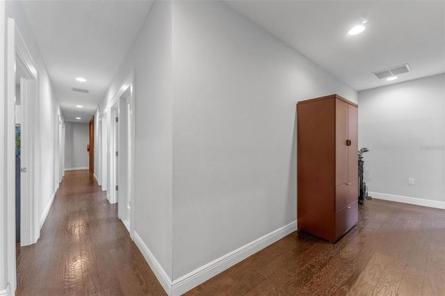 337 S PLANT AVENUE, Tampa, FL 33606