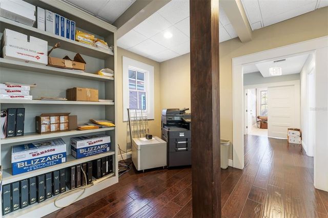 337 S PLANT AVENUE, Tampa, FL 33606