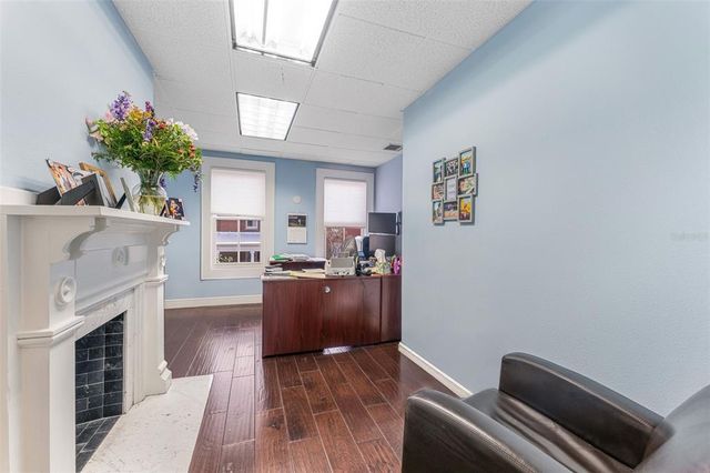 337 S PLANT AVENUE, Tampa, FL 33606