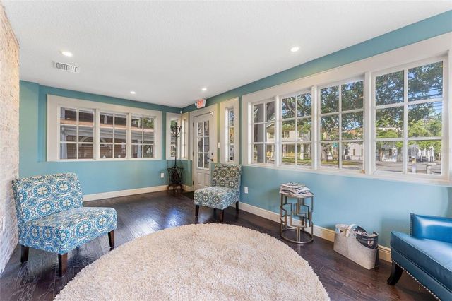 337 S PLANT AVENUE, Tampa, FL 33606