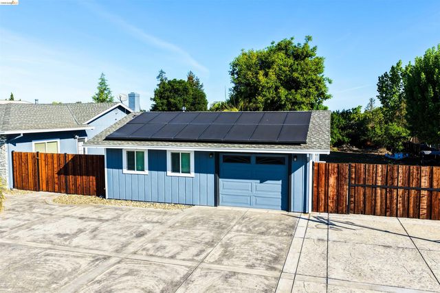 147 Loren Ln, Oakley, CA 94561