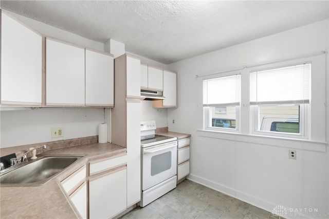 719 N Belmont Avenue, Springfield, OH 45503
