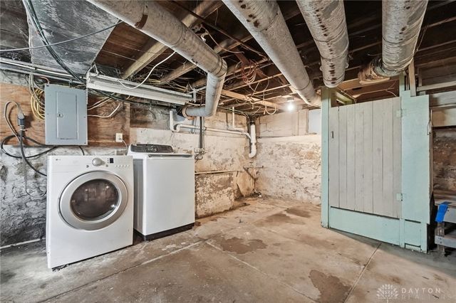 719 N Belmont Avenue, Springfield, OH 45503