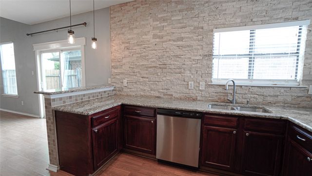 1512 Wheatfield Drive, Mesquite, TX 75149