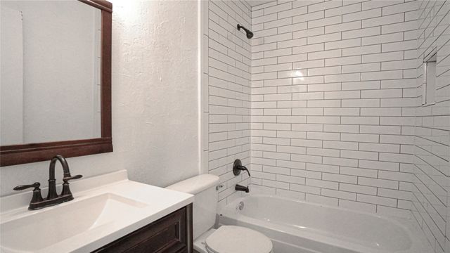 1512 Wheatfield Drive, Mesquite, TX 75149