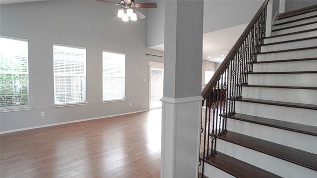 1512 Wheatfield Drive, Mesquite, TX 75149