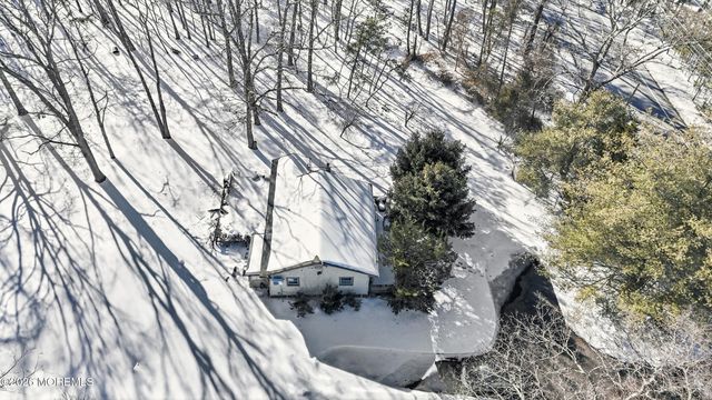 713 W Veterans Highway, Jackson, NJ 08527