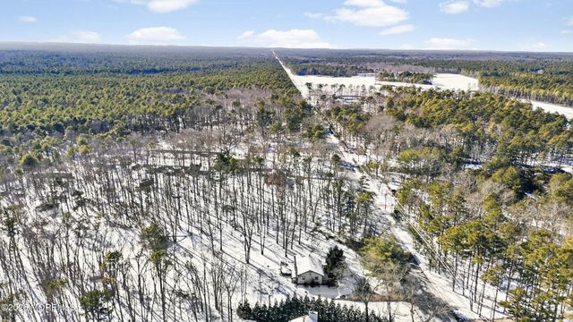 713 W Veterans Highway, Jackson, NJ 08527