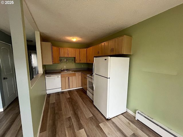 200 Sw FLORENCE Ave D9, Gresham, OR 97080