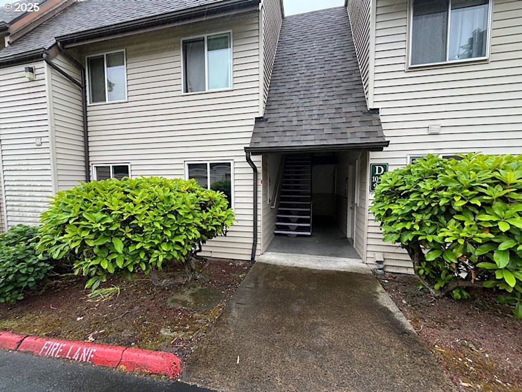 200 Sw FLORENCE Ave D9, Gresham, OR 97080