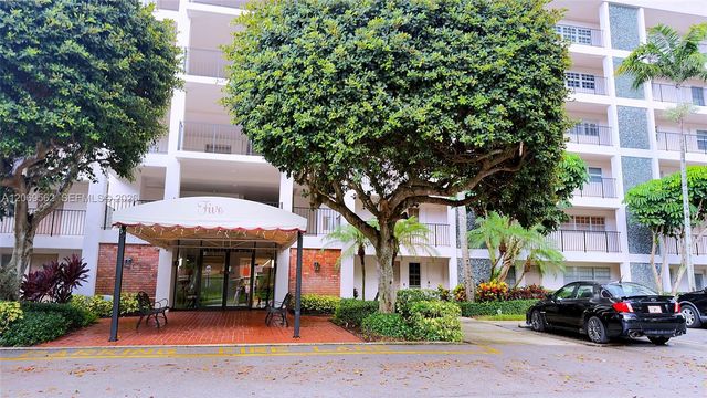 2950 N Palm Aire Drive 605, Pompano Beach, FL 33069