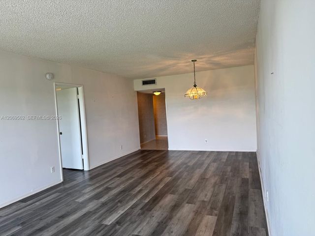 2950 N Palm Aire Drive 605, Pompano Beach, FL 33069