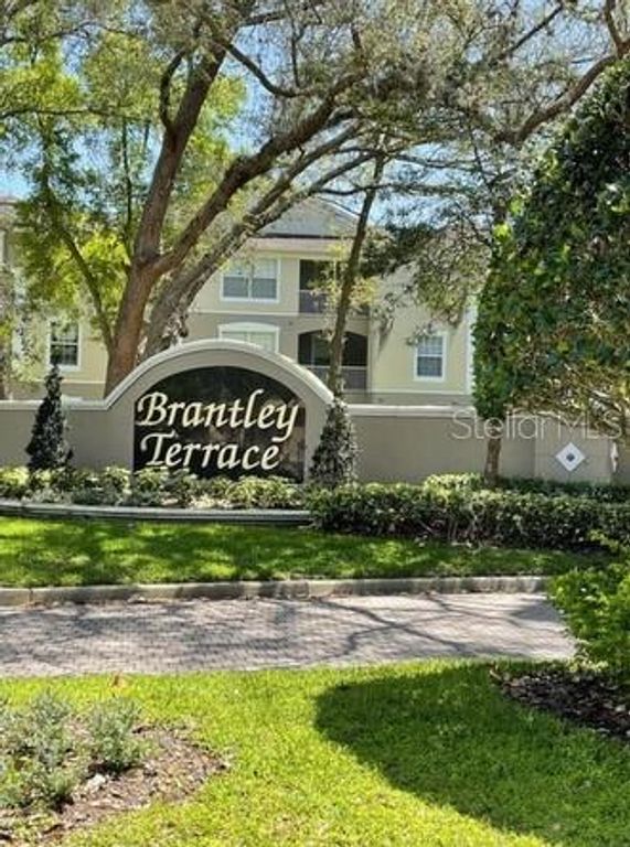 586 BRANTLEY TERRACE WAY 301, Altamonte Springs, FL 32714
