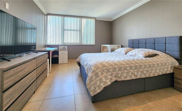 2030 S Ocean Drive 1901, Hallandale Beach, FL 33009