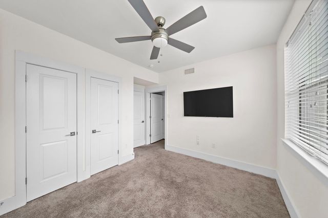 2401 Crawford Street B204, Houston, TX 77004